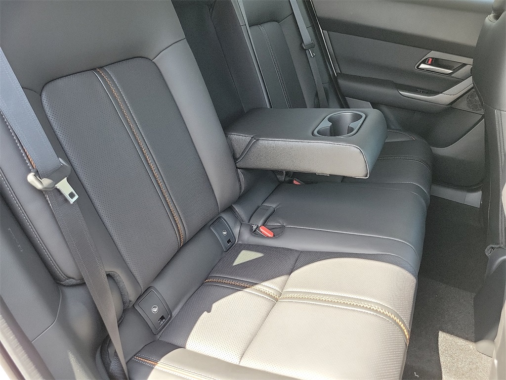 2025 Mazda CX-50 Premium photo 13