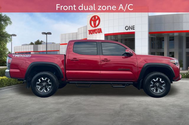 2022 Toyota Tacoma TRD Off-Road photo 3