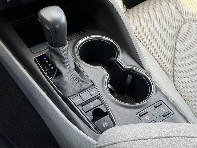2021 Toyota Camry XSE V6 photo 16