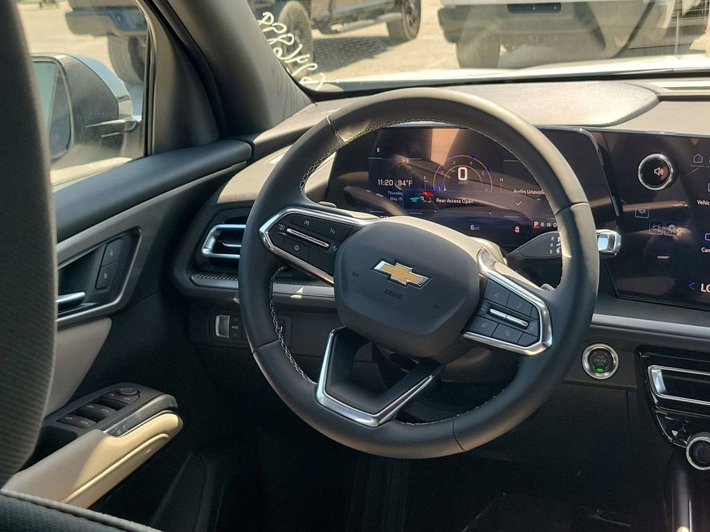 2025 Chevrolet Traverse photo 24