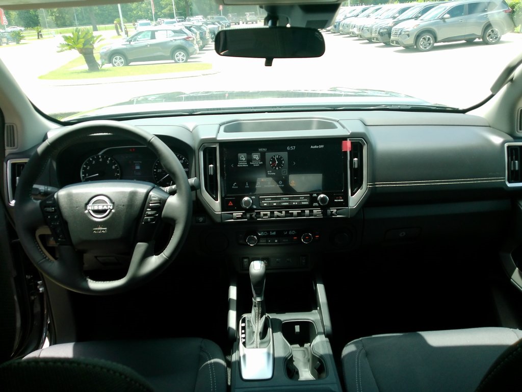 2025 Nissan Frontier King Cab SV photo 22