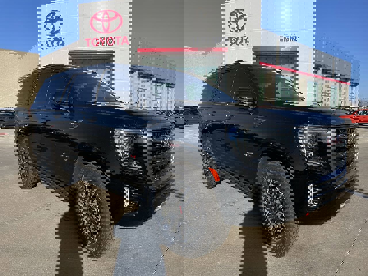 2024 GMC Yukon AT4's photo