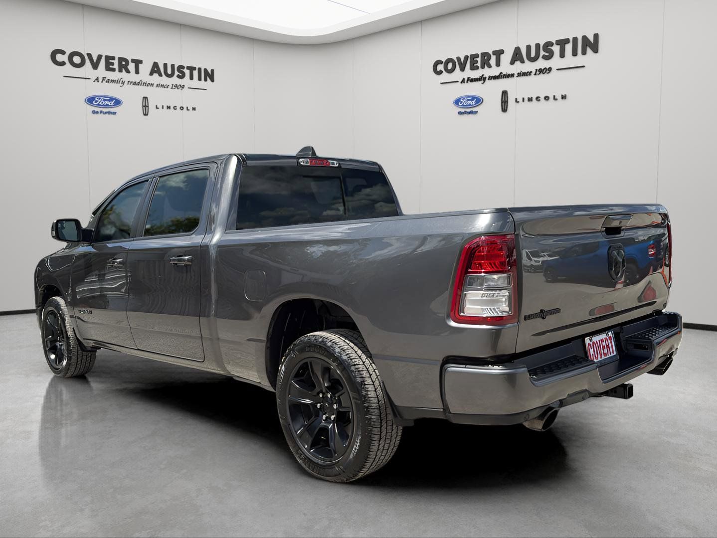 2022 Ram 1500 Big Horn Lone Star photo 2
