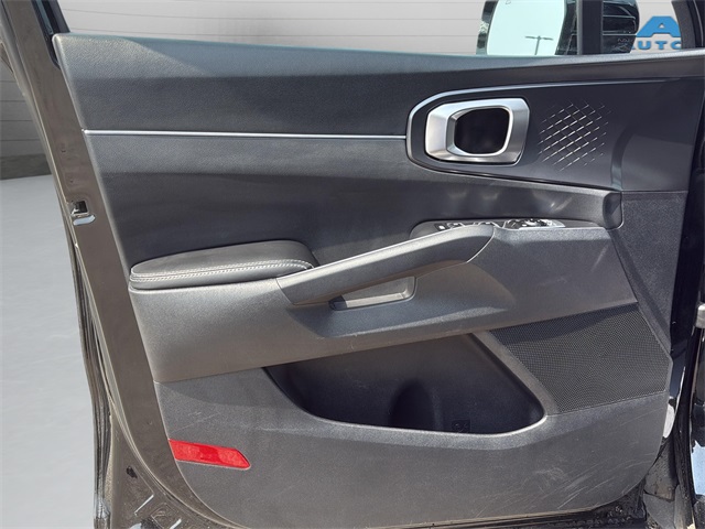 2024 Kia Sorento S photo 22