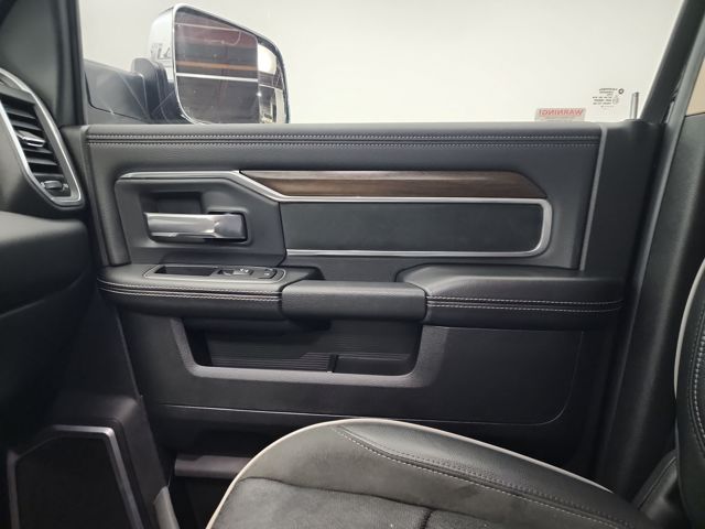 2022 Ram 2500 Laramie photo 29
