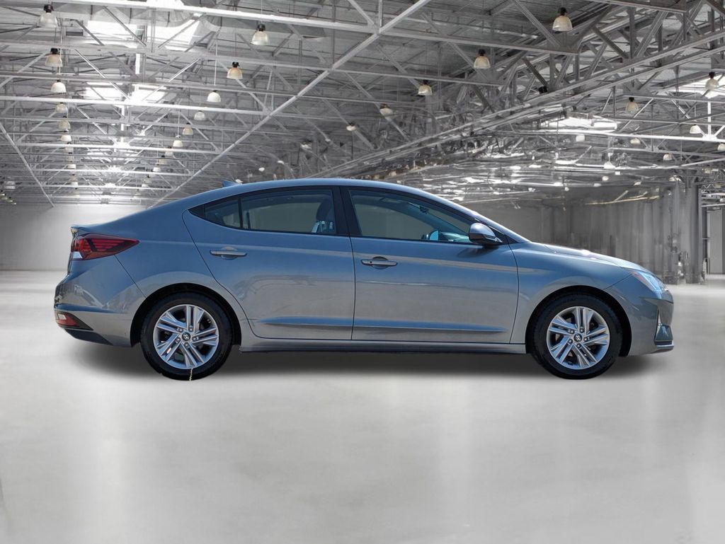 2019 Hyundai Elantra SEL Value Edition Limited photo 4