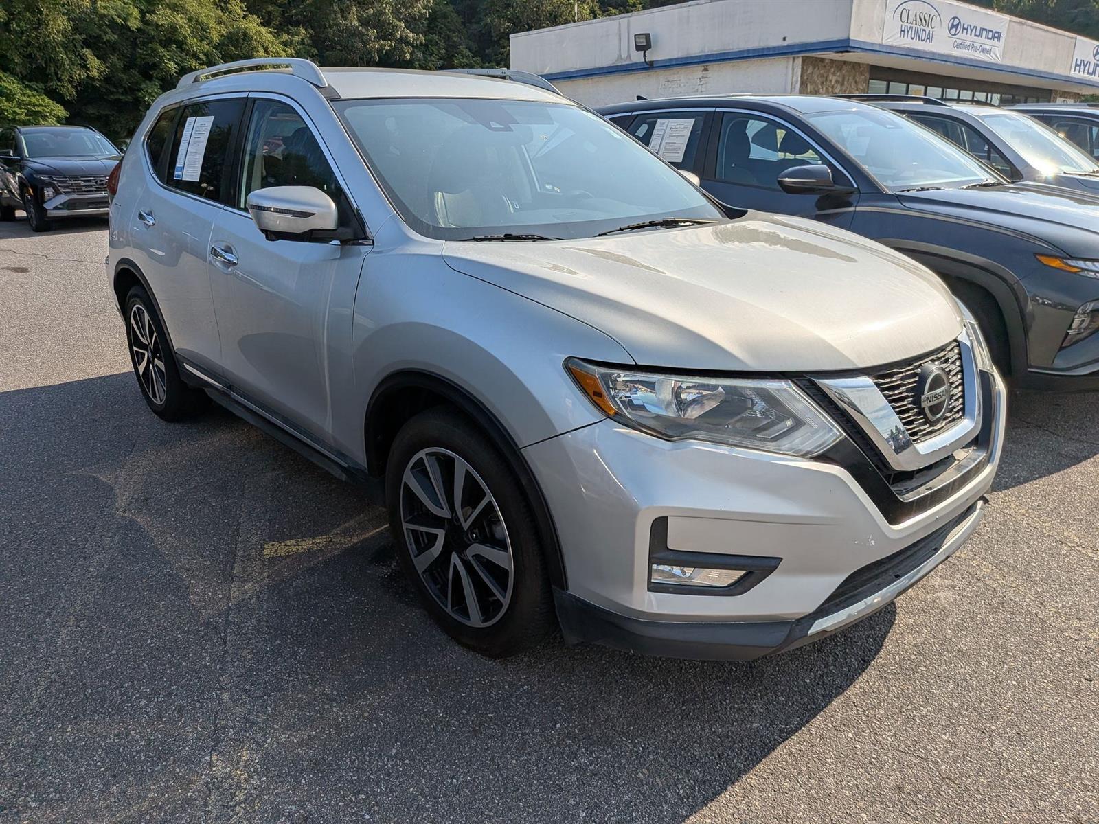 2020 Nissan Rogue SL photo 2