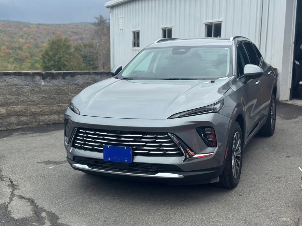 2025 Buick Envision Preferred's photo