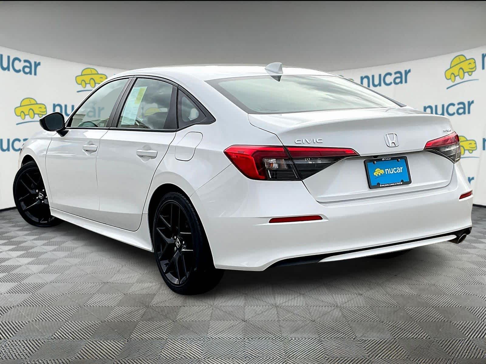 2023 Honda Civic Sport photo 4