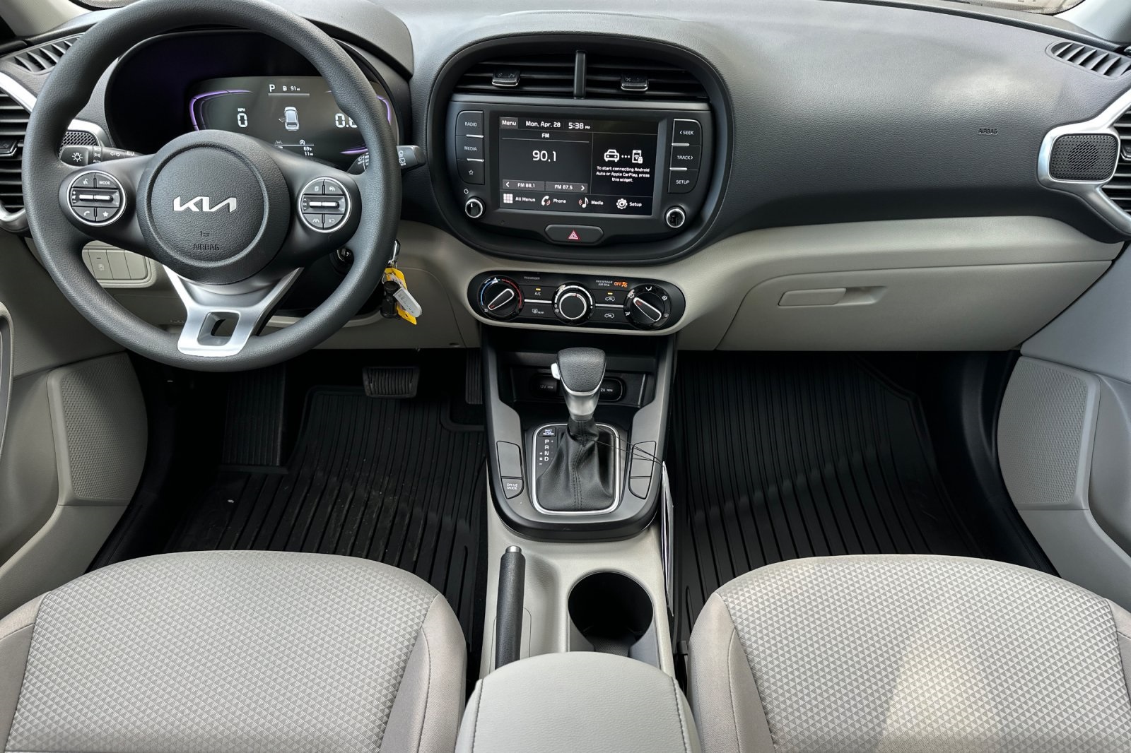 2025 Kia Soul LX S photo 7