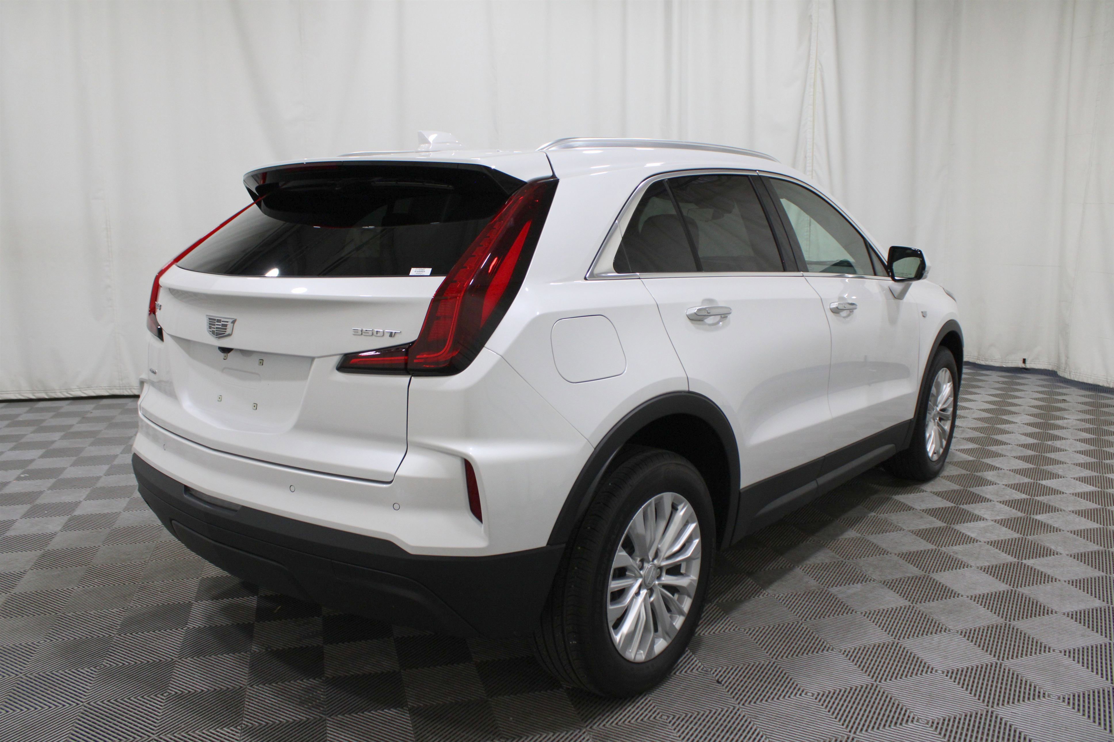 2024 Cadillac XT4 Luxury photo 25