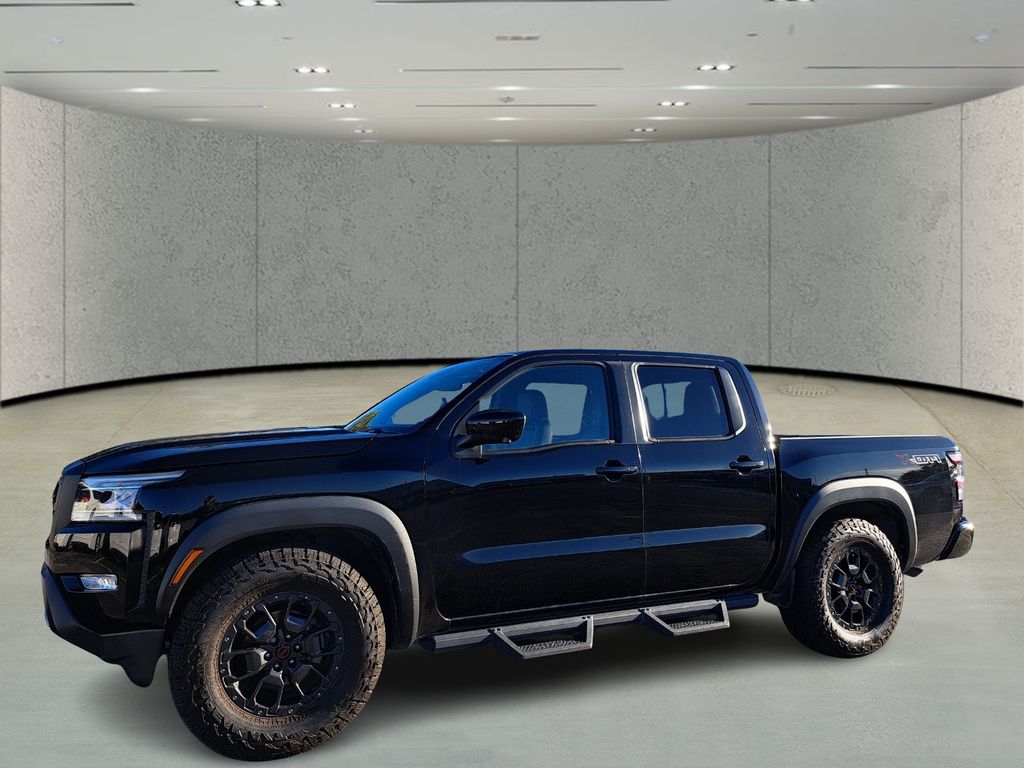 2022 Nissan Frontier PRO-X photo 2