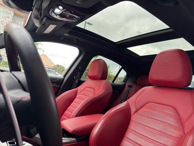 2021 Alfa Romeo Stelvio Ti Sport photo 18