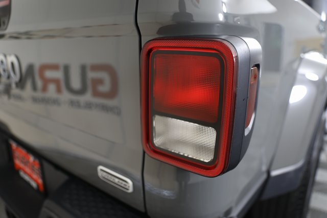 2021 Jeep Gladiator Overland photo 30