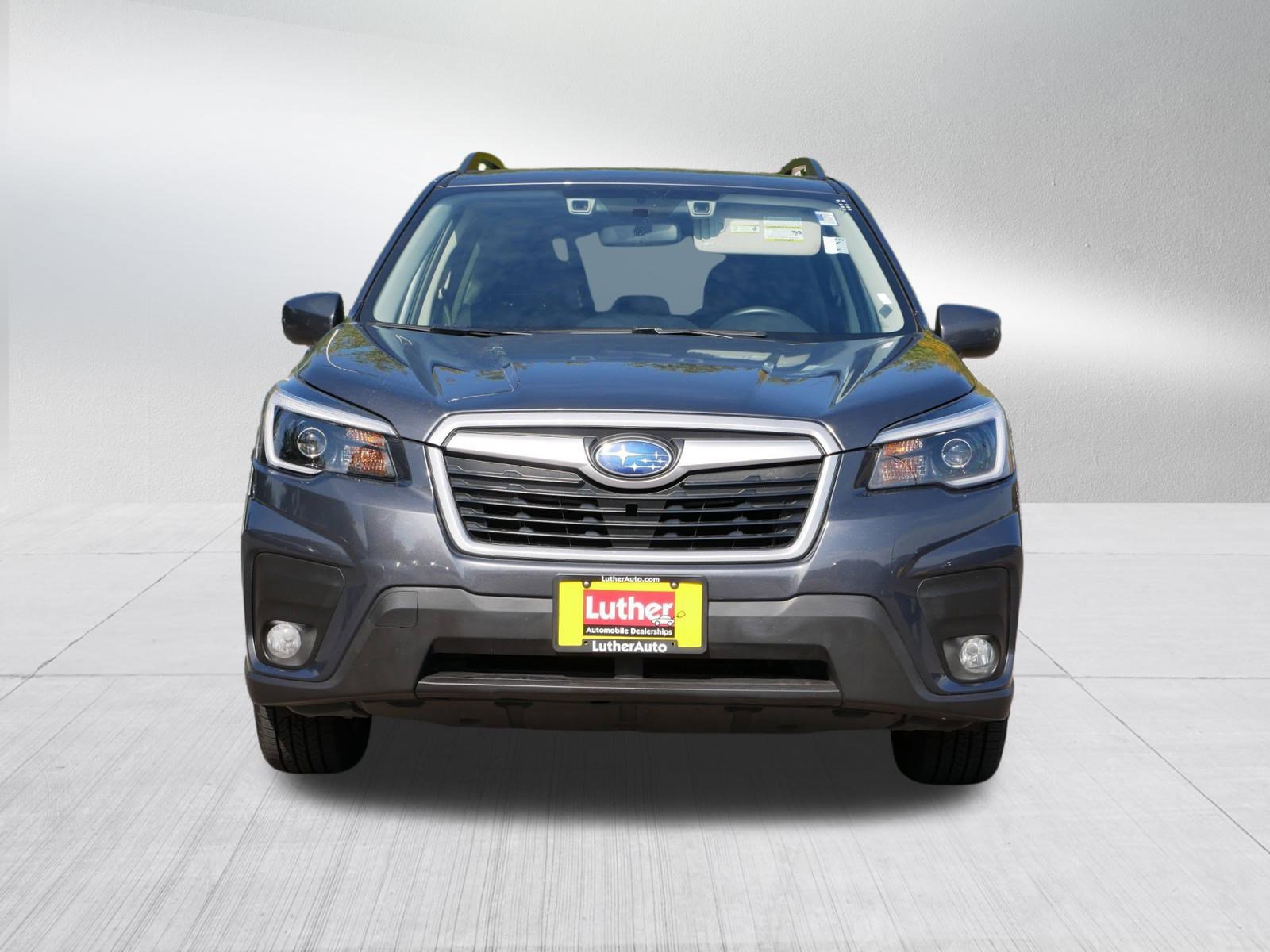 2021 Subaru Forester Premium photo 2