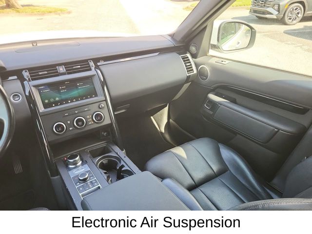 2018 Land Rover Discovery SE photo 12