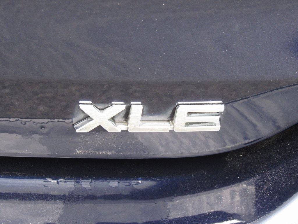 2020 Toyota Highlander Hybrid XLE photo 4