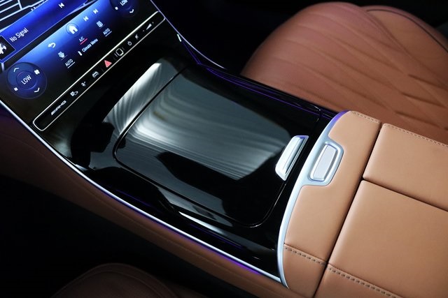 2024 Mercedes Benz S AMG 63 E PERFORMANCE photo 32