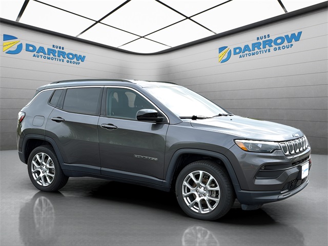 2022 Jeep Compass Latitude Lux photo 7