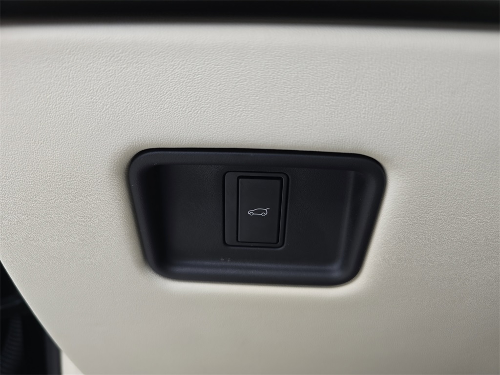 2023 Land Rover Range Rover Autobiography photo 22