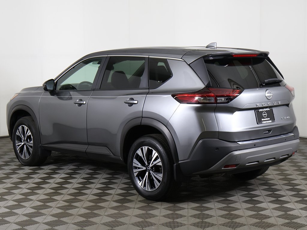2022 Nissan Rogue SV photo 6