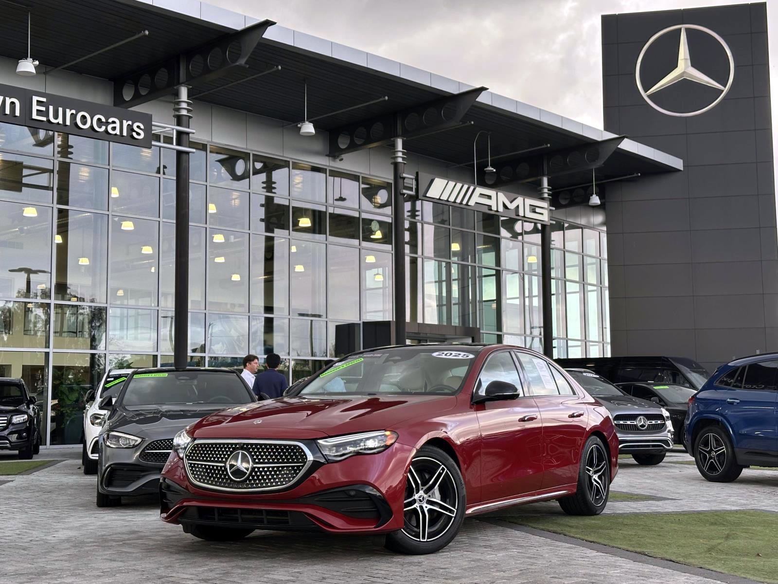 2025 Mercedes-Benz E-Class E350's photo