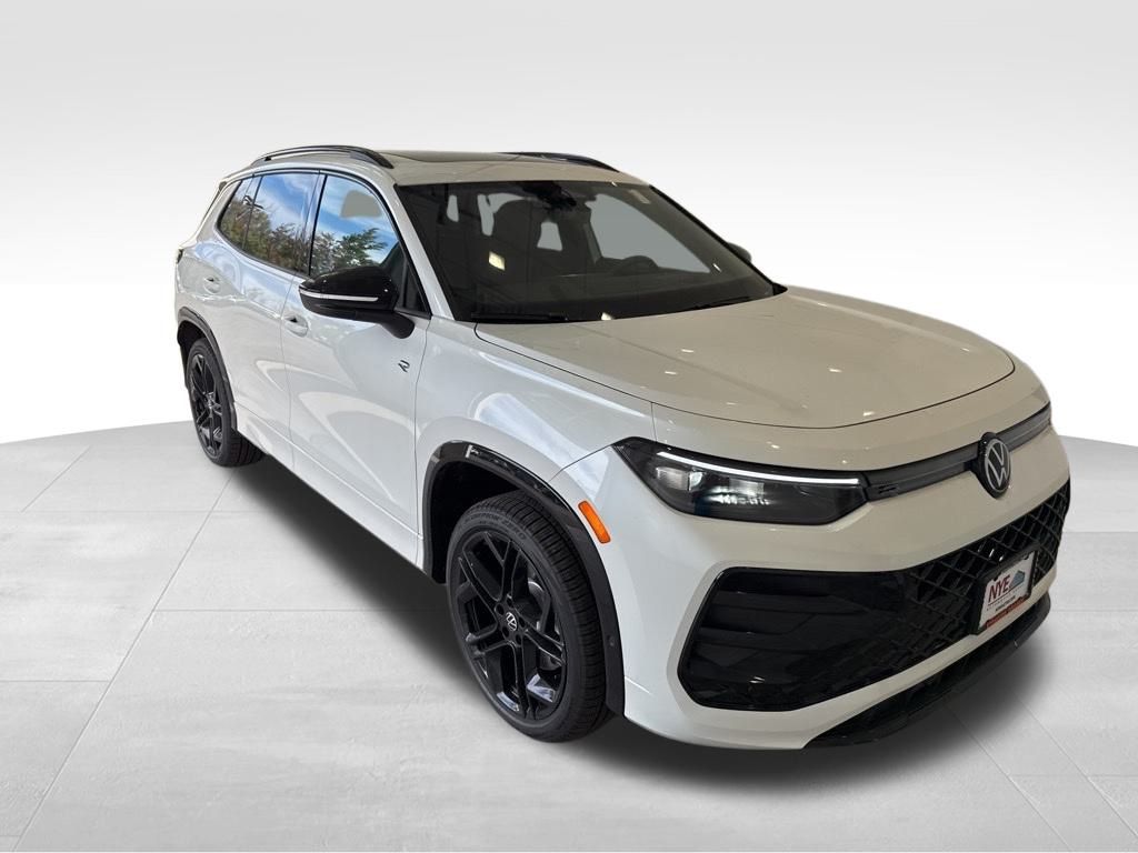 2025 Volkswagen Tiguan SE R-Line Black photo 7
