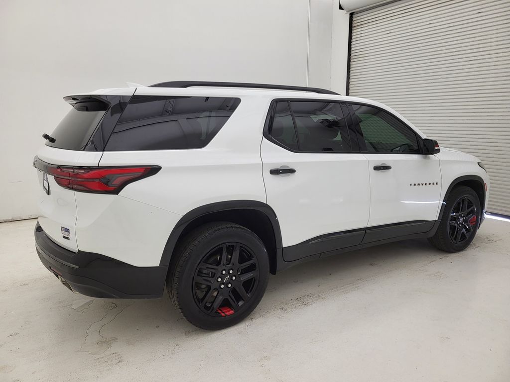 2022 Chevrolet Traverse Premier photo 16