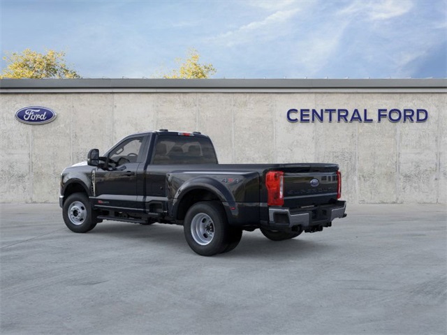 2026 Ford F-350 XLT photo 4