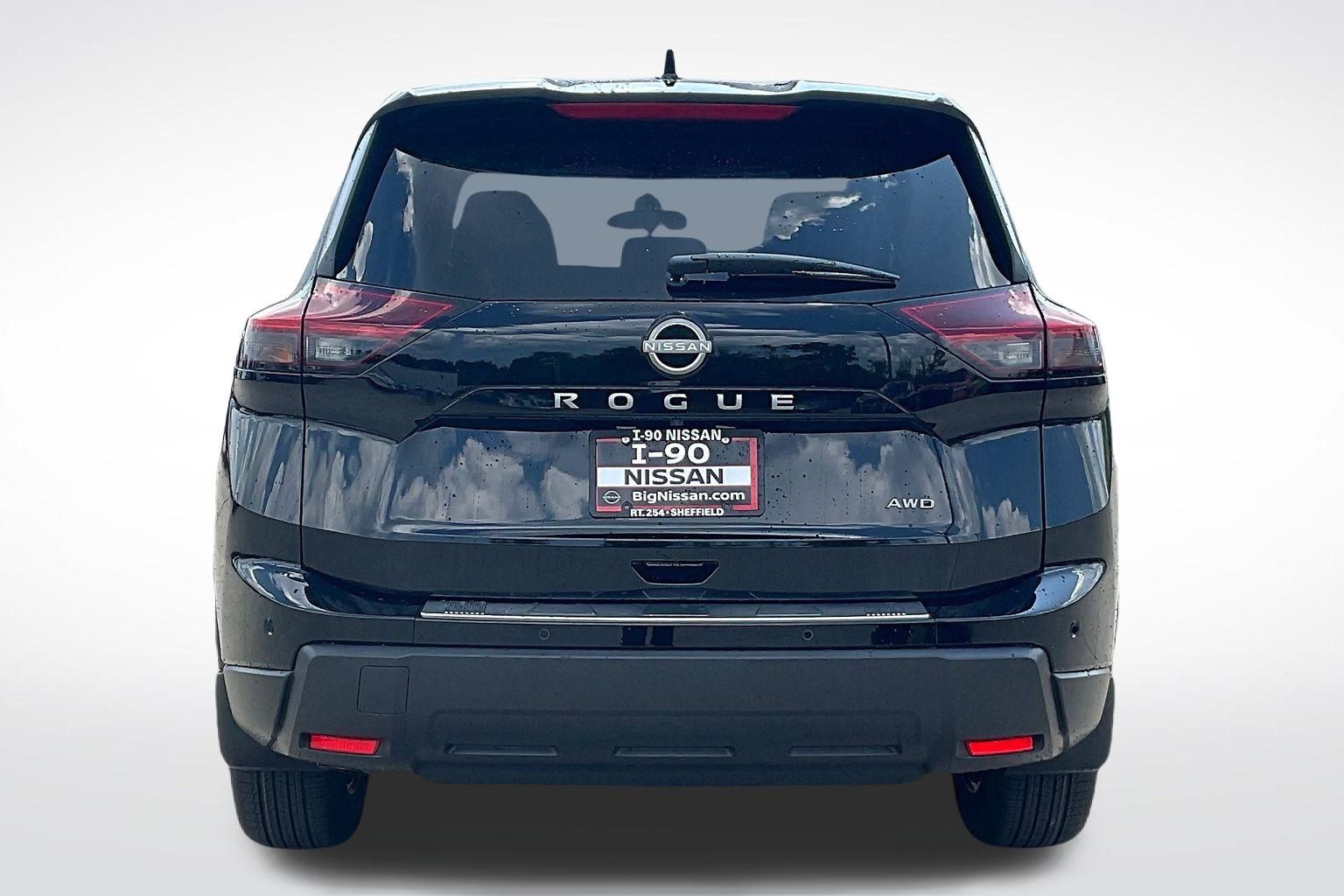 2026 Nissan Rogue SV photo 4