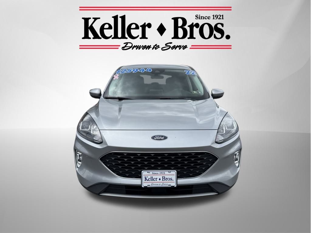 2022 Ford Escape SEL photo 2