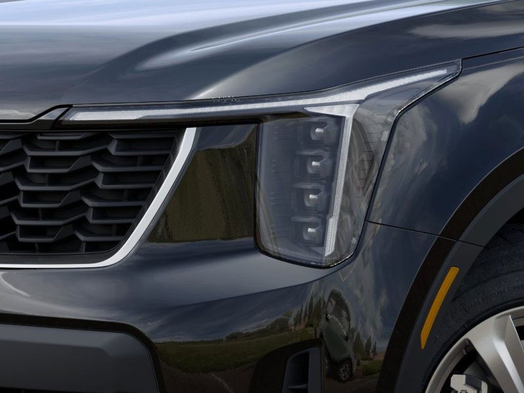 2024 Kia Sorento LX photo 9
