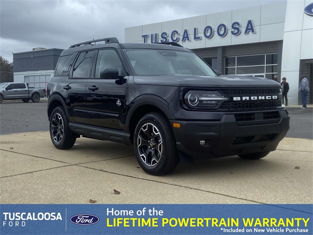 2025 Ford Bronco Sport Outer Banks's photo