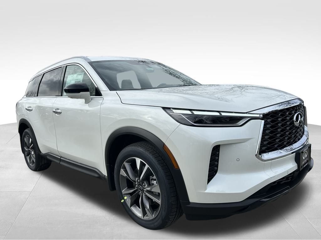 2025 Infiniti QX60 Luxe AWD photo 3