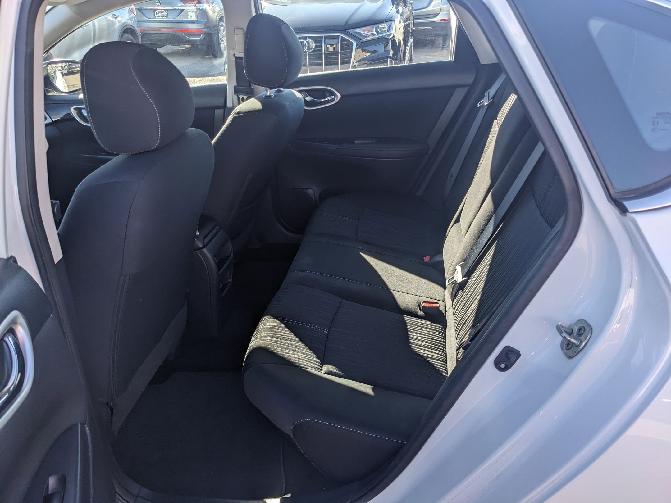 2017 Nissan Sentra SV photo 25