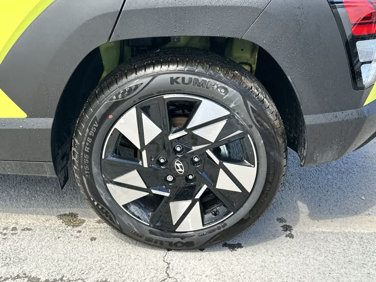 2025 Hyundai Kona SEL photo 11