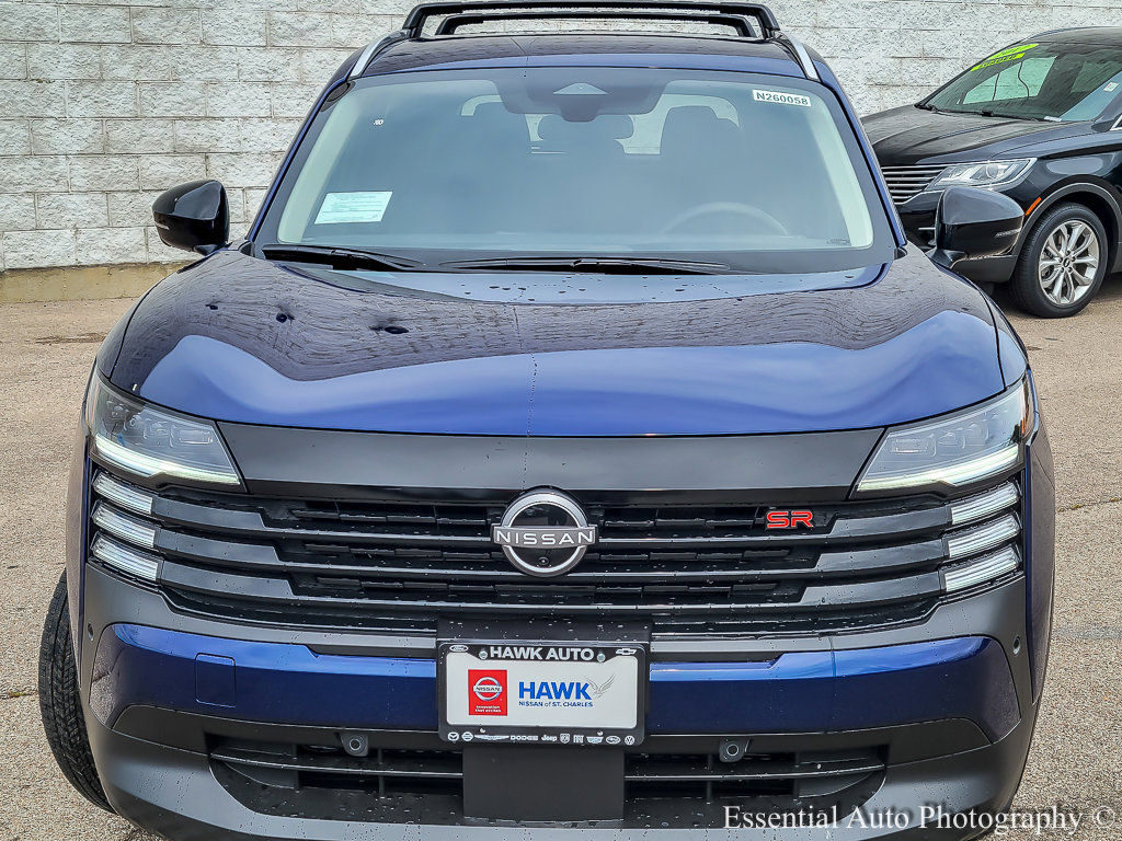 2026 Nissan Kicks SR photo 4