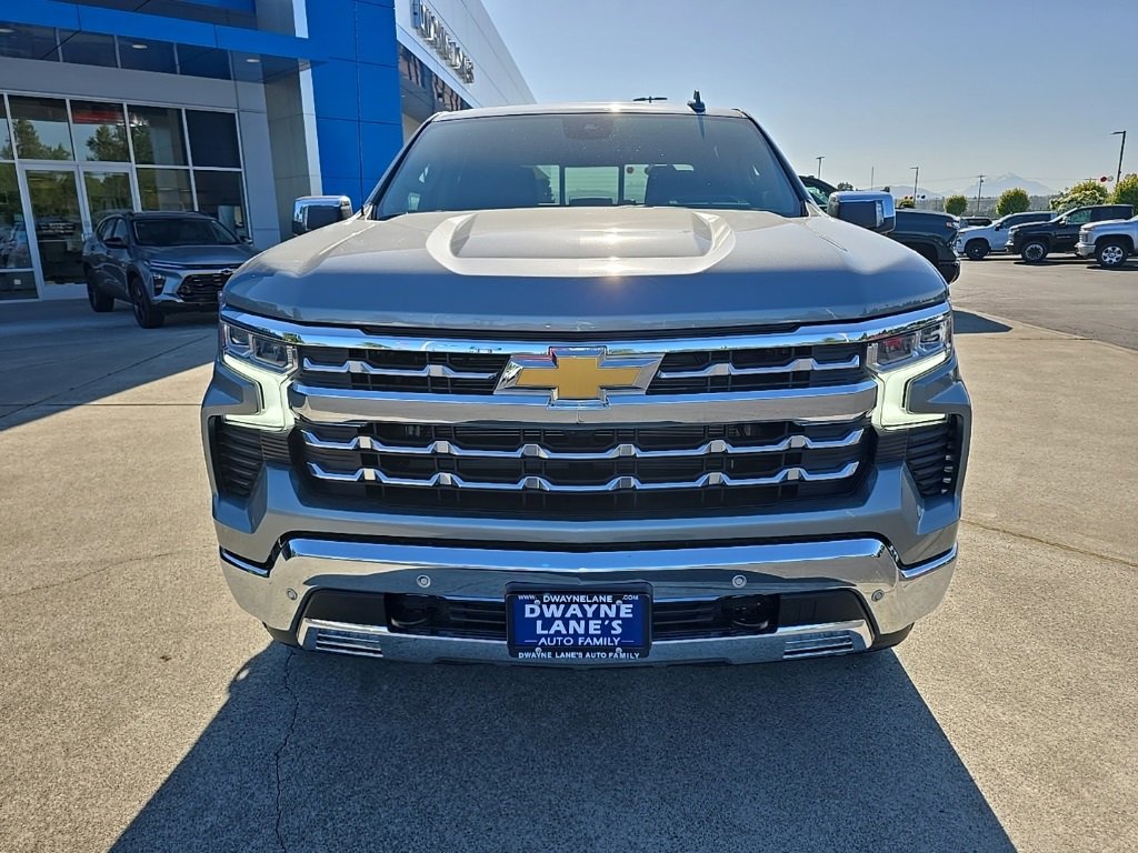 2025 Chevrolet Silverado 1500 LTZ photo 8
