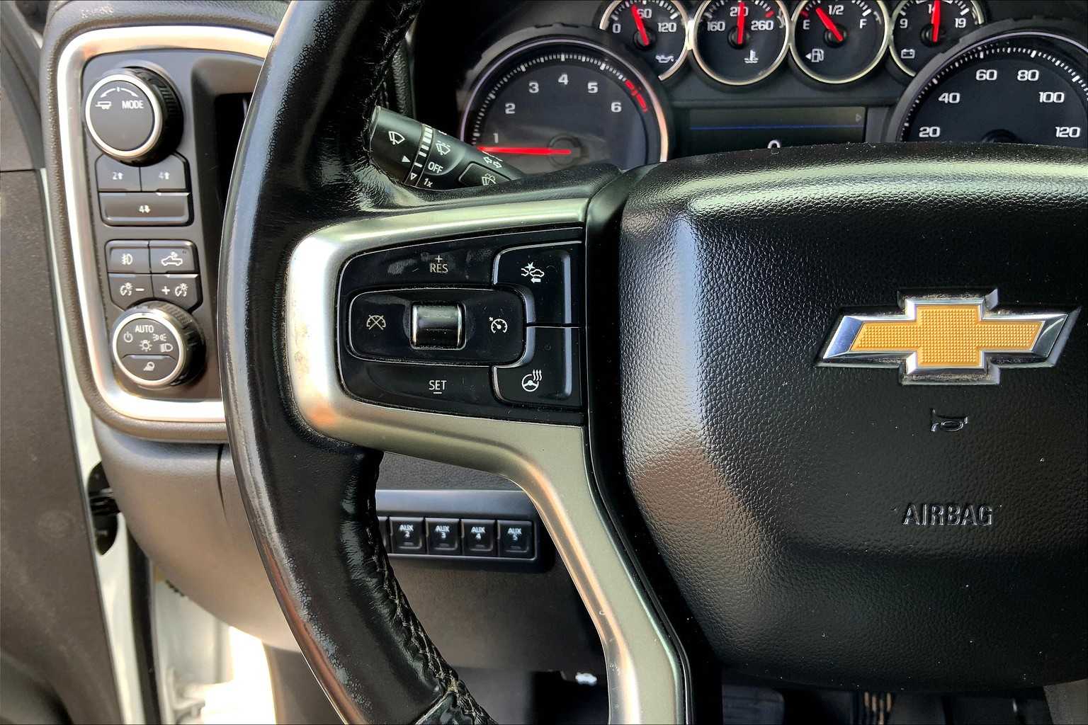 2021 Chevrolet Silverado 2500HD LT photo 21