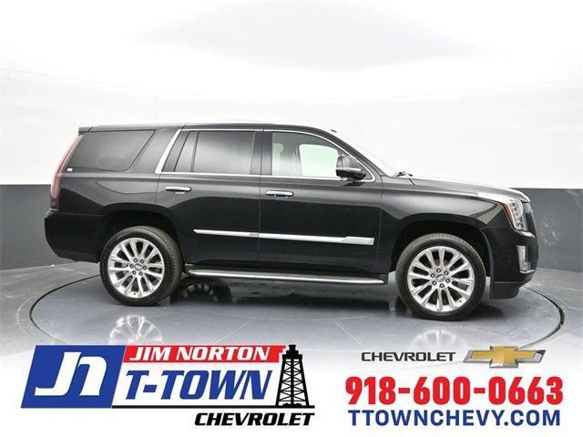 2019 Cadillac Escalade Luxury's photo