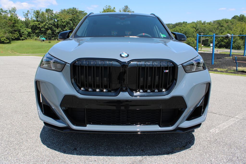 2025 Bmw X1 M35i photo 3