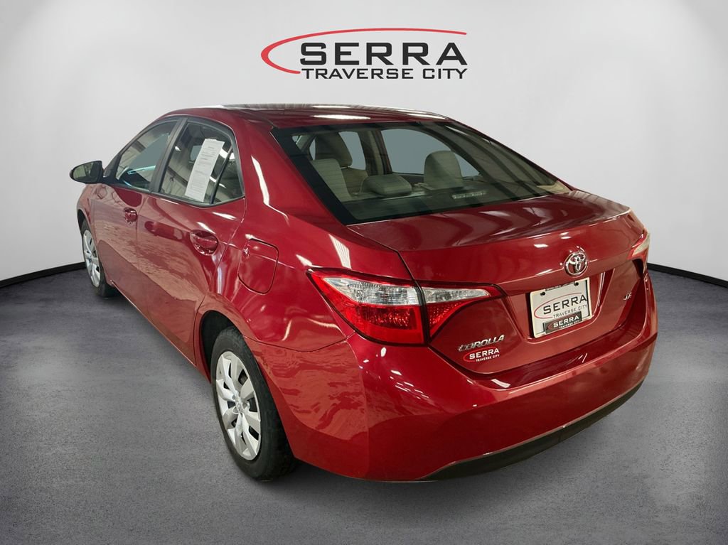 2015 Toyota Corolla LE photo 7
