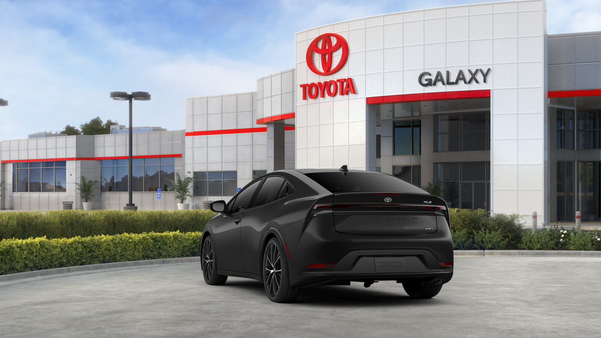 2026 Toyota Prius XLE photo 5