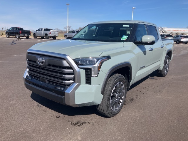 2024 Toyota Tundra Limited photo 3