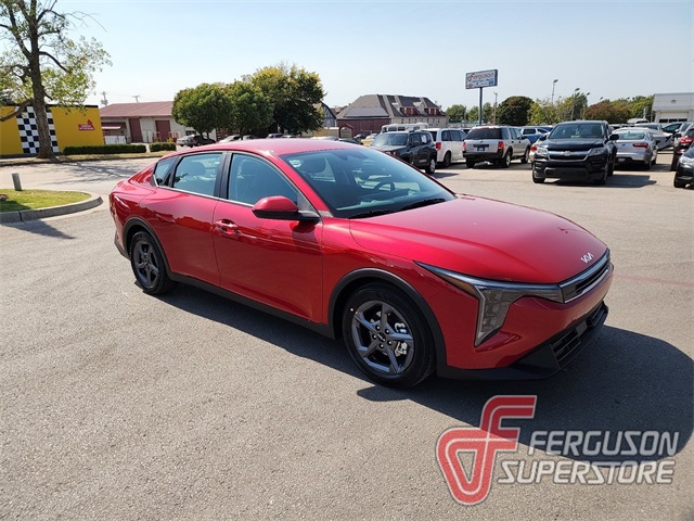 2025 Kia K4 LXS's photo
