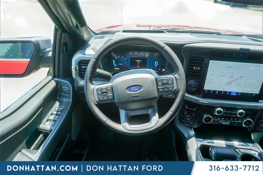 2025 Ford F-150 Lariat photo 5