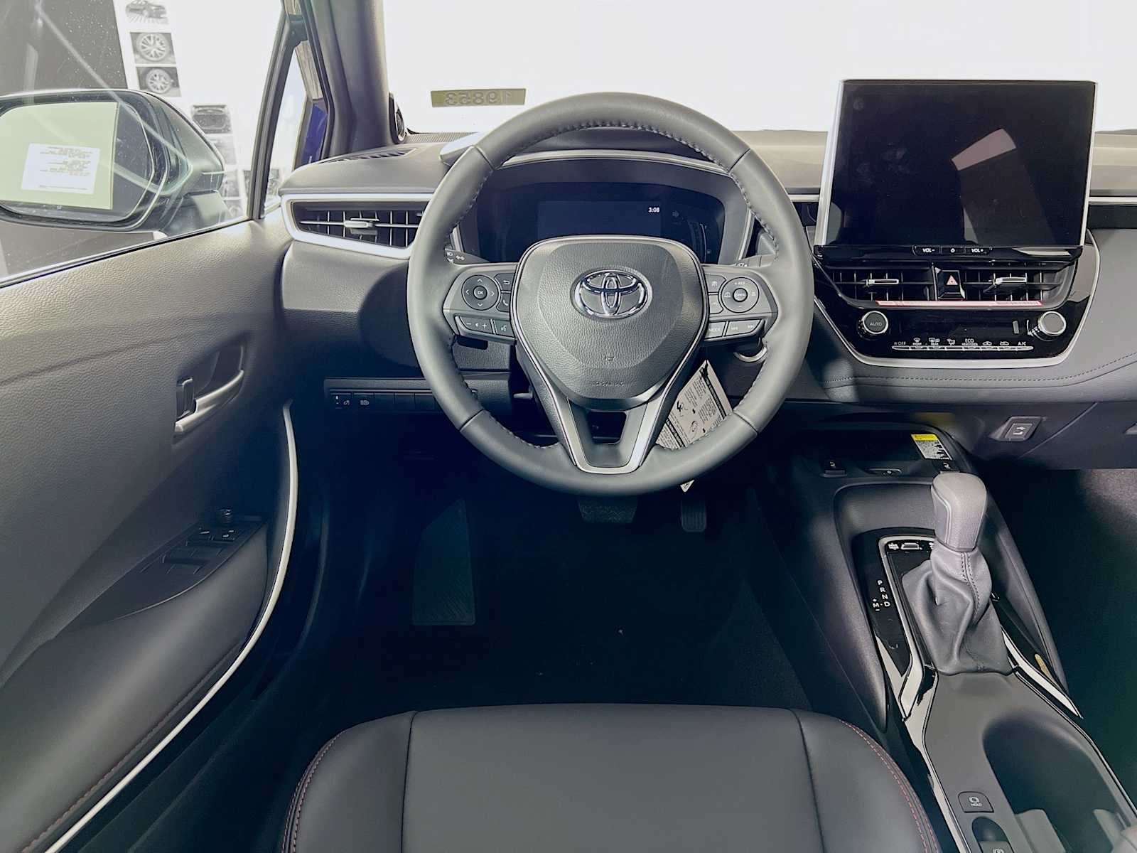 2025 Toyota Corolla XSE photo 13