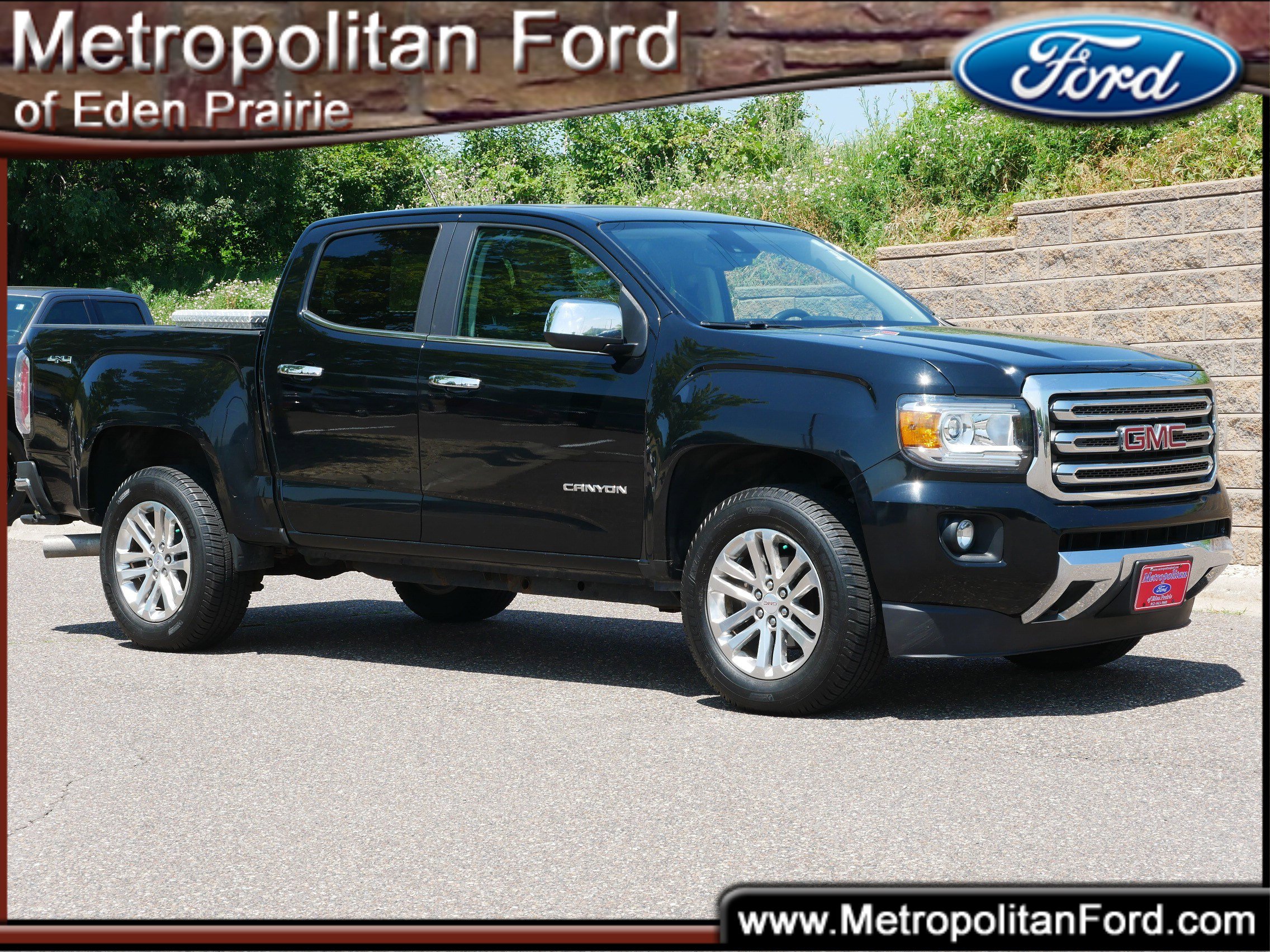 Used 2016 GMC Canyon SLT with VIN 1GTP6DE12G1373342 for sale in Eden Prairie, Minnesota