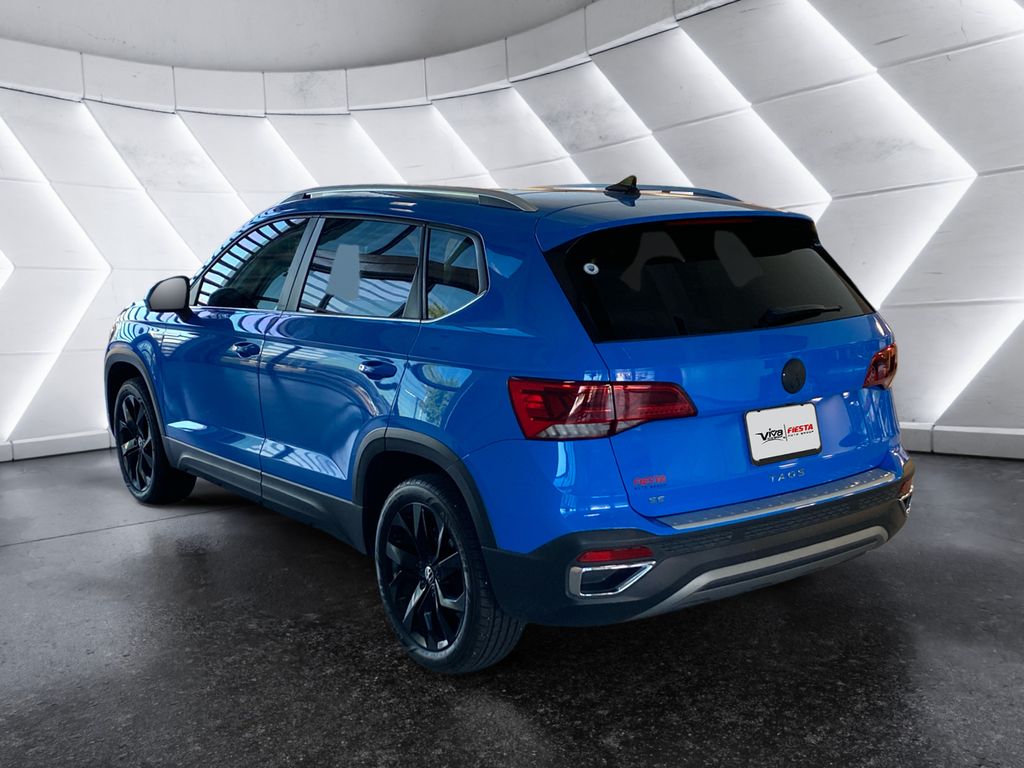 2022 Volkswagen Taos SE photo 4