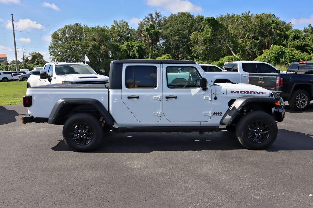 2022 Jeep Gladiator Mojave photo 5